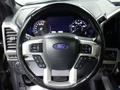 Used 2022 Ford F250 Platinum w/ FX4 Off-Road Package image 17