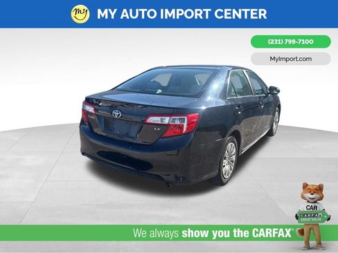 Used 2013 Toyota Camry LE image 5