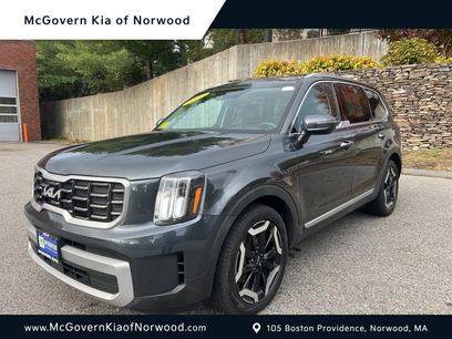 Used 2023 Kia Telluride S w/ S Sunroof Package