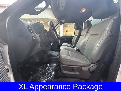 Used 2016 Ford F550 2WD Regular Cab Super Duty image 10