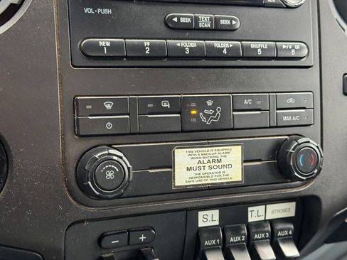 Used 2016 Ford F550 4x4 Regular Cab Super Duty w/ Power Equipment Group image 34