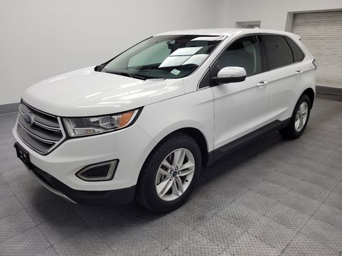 Used 2016 Ford Edge SEL w/ Equipment Group 201A AWD/4WD image 2