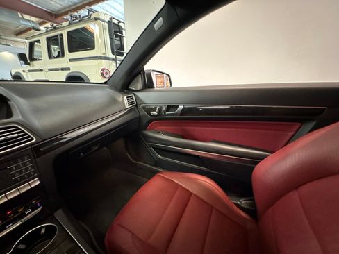 Used 2016 Mercedes-Benz E 400 Coupe image 37