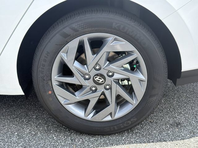 New 2026 Hyundai Elantra Hybrid FWD image 21