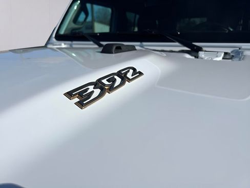 Used 2022 Jeep Wrangler Unlimited Rubicon w/ Dual Top Group image 10