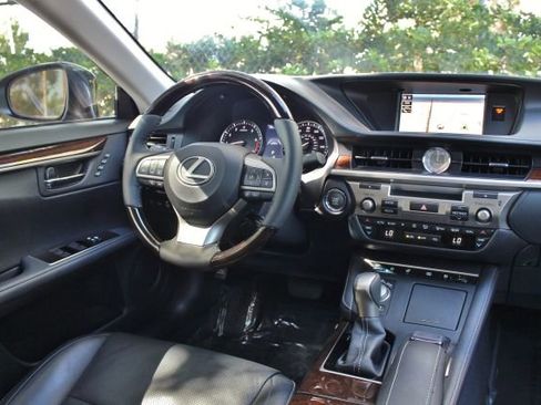 Used 2017 Lexus ES 350 image 14