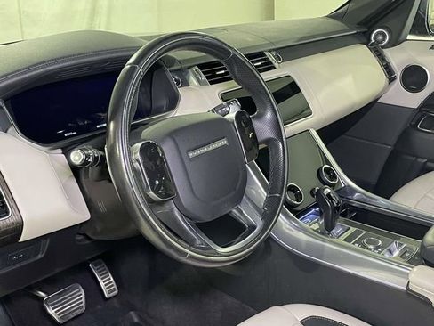 Used 2019 Land Rover Range Rover Sport Supercharged image 4