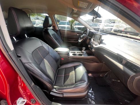Used 2021 Nissan Altima 2.5 SR FWD image 13