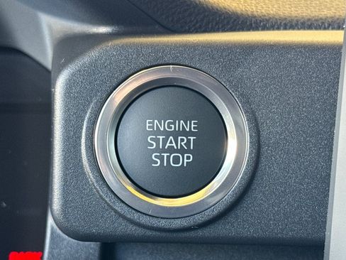 New 2026 Toyota 4Runner SR5 image 25