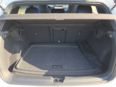 New 2026 Volkswagen Golf image 7