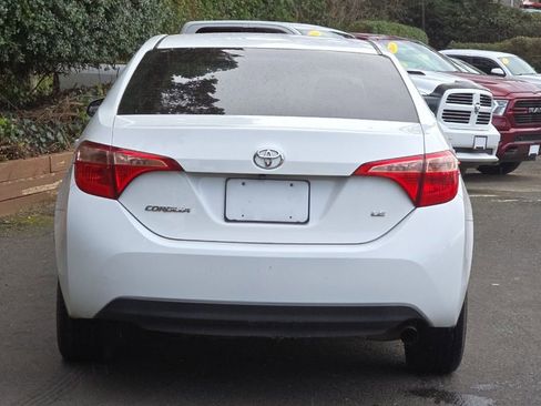 Used 2019 Toyota Corolla LE image 4