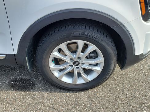 Certified 2021 Kia Telluride LX AWD/4WD image 39