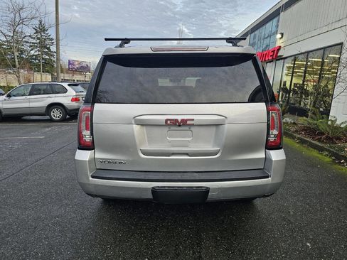 Used 2017 GMC Yukon SLE image 13