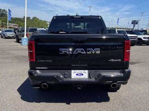 Used 2025 RAM 1500 Limited AWD/4WD image 3