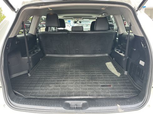 Used 2015 Toyota Highlander XLE FWD image 19