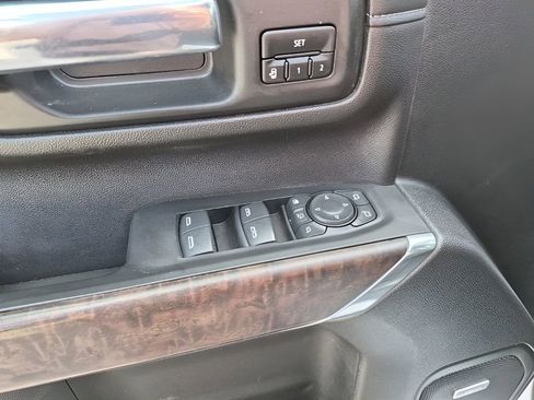 Used 2021 GMC Sierra 3500 Denali image 27