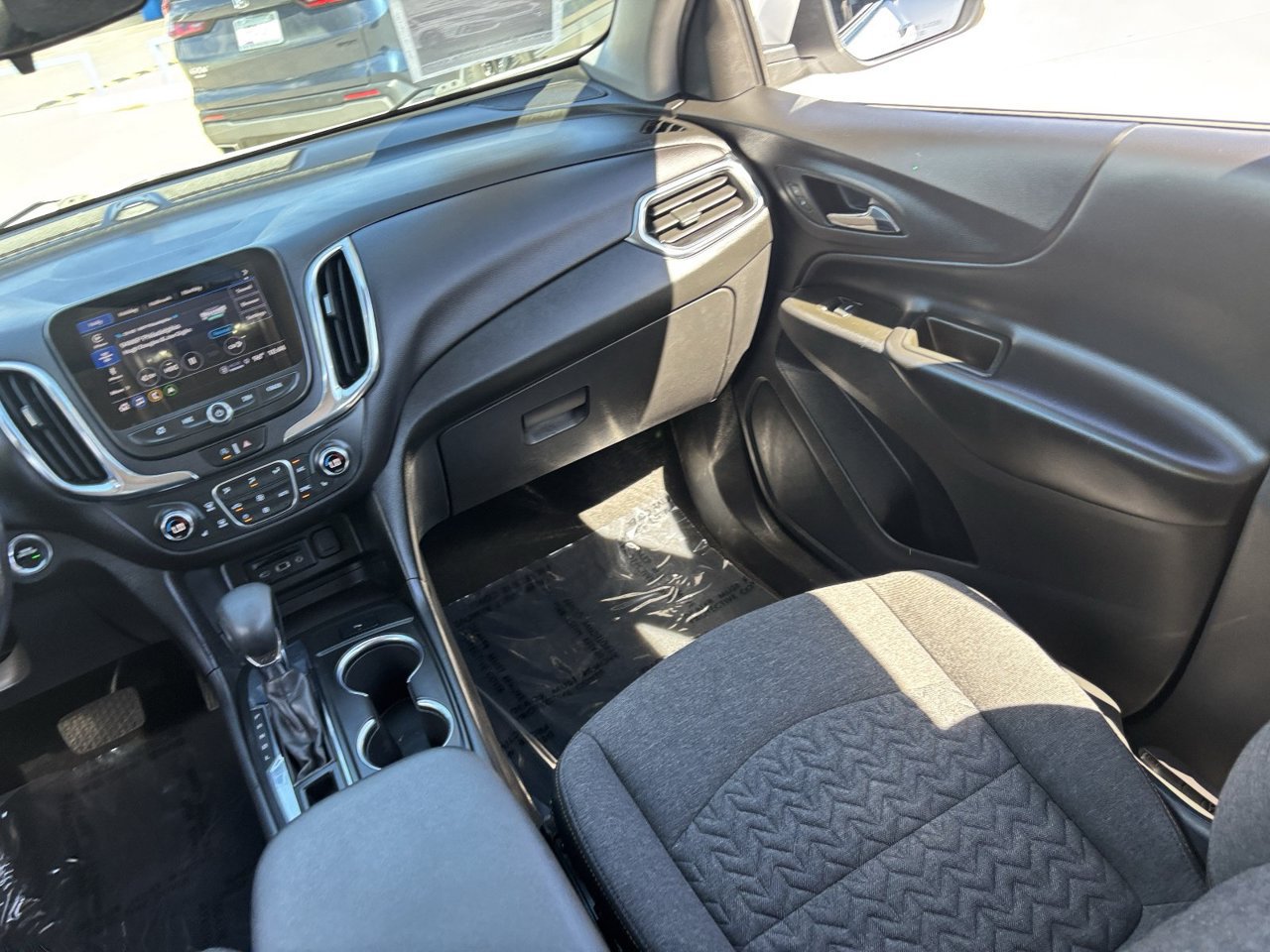 Used 2022 Chevrolet Equinox LT FWD image 13