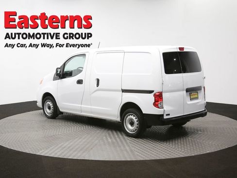 Used 2020 Nissan NV200 S image 61