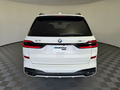 Used 2025 BMW X7 xDrive40i w/ Executive Package AWD/4WD image 10