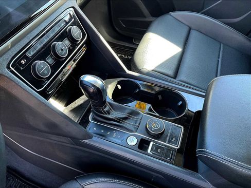 Used 2022 Volkswagen Atlas SE image 21