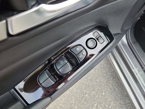 Used 2023 Nissan Altima 2.5 SV image 25