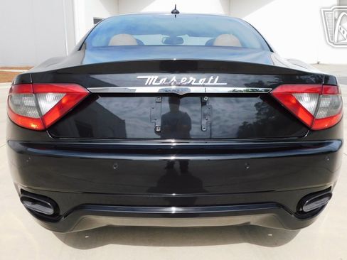 Used 2014 Maserati GranTurismo Coupe RWD image 21