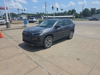 Used 2023 Toyota RAV4 Limited w/ Limited Grade Weather Package AWD/4WD video 1