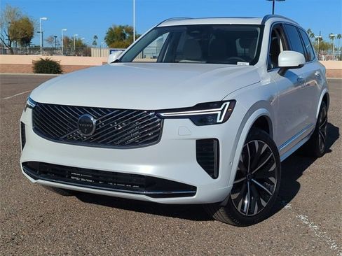 New 2026 Volvo XC90 B6 Ultra w/ Protection Package image 3