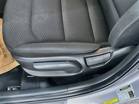 Used 2020 Hyundai Elantra SE w/ Cargo Package (C1) FWD image 14