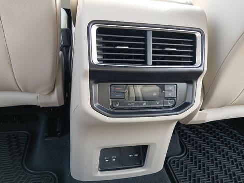 New 2026 Volkswagen Atlas SEL AWD/4WD image 22