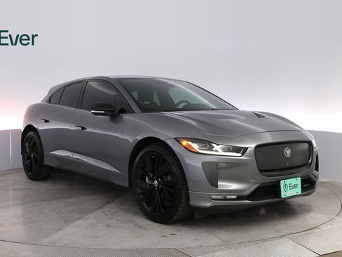 Used 2024 Jaguar I-PACE R-Dynamic HSE image 4