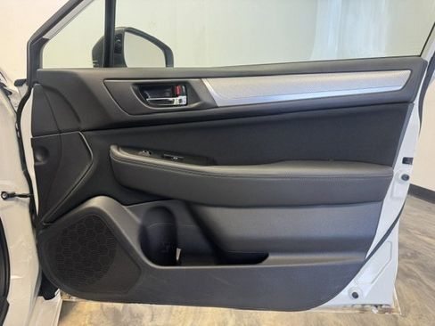 Used 2018 Subaru Legacy 2.5i Premium w/ Eyesight & BSD & Rcta & HBA image 27