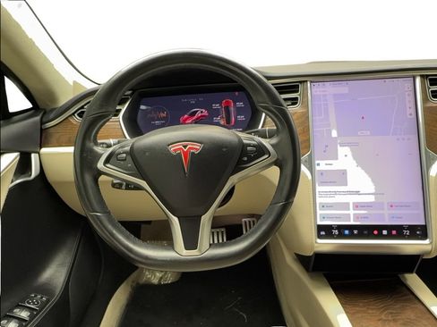 Used 2017 Tesla Model S 75 RWD image 33