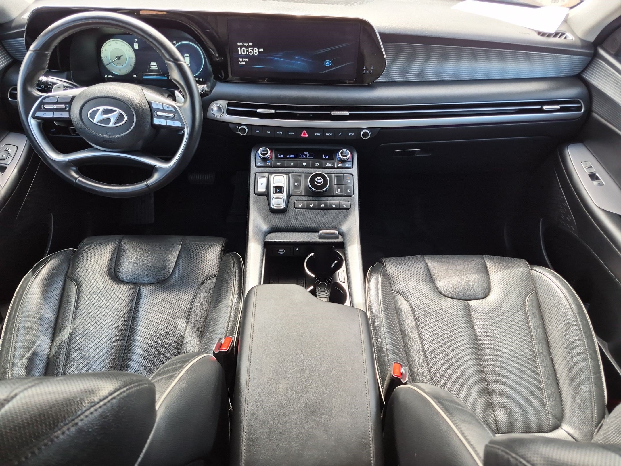 Used 2024 Hyundai Palisade Limited FWD image 12