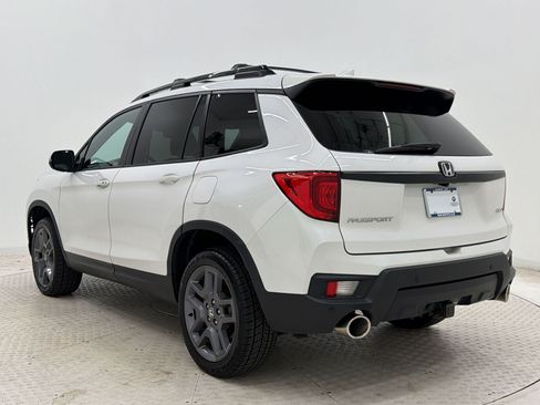 Used 2023 Honda Passport EX-L image 3