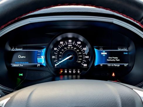 Used 2023 Ford Edge ST-Line image 21