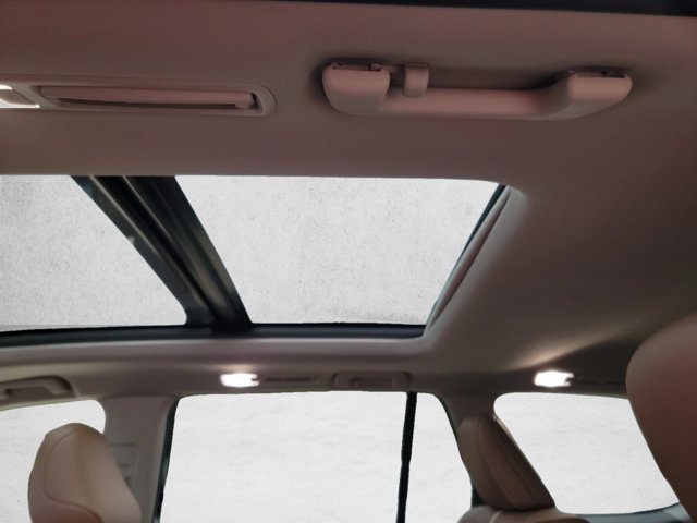 Used 2026 Toyota Grand Highlander AWD image 21