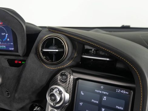 Used 2021 McLaren 720S Performance RWD image 29