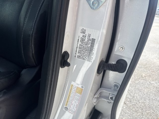 Used 2021 Honda Pilot Elite image 39