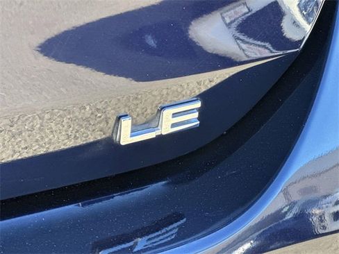 Used 2023 Toyota Highlander LE image 31