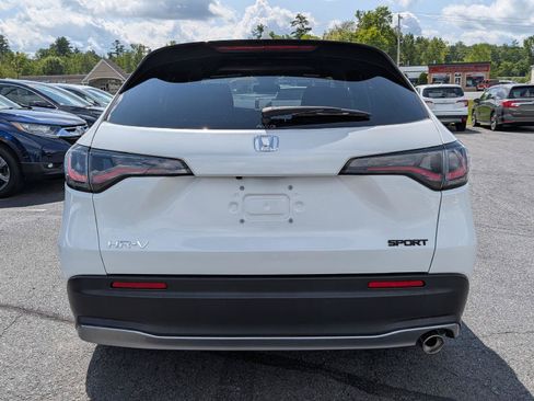 Certified 2024 Honda HR-V Sport image 9