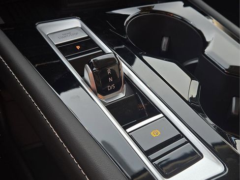 New 2026 Volkswagen Atlas SE image 23