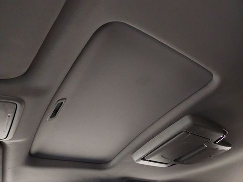 Used 2024 Honda Odyssey Touring image 47