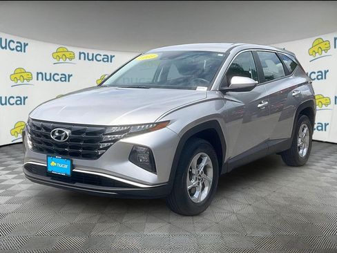 Used 2023 Hyundai Tucson SE AWD/4WD image 3