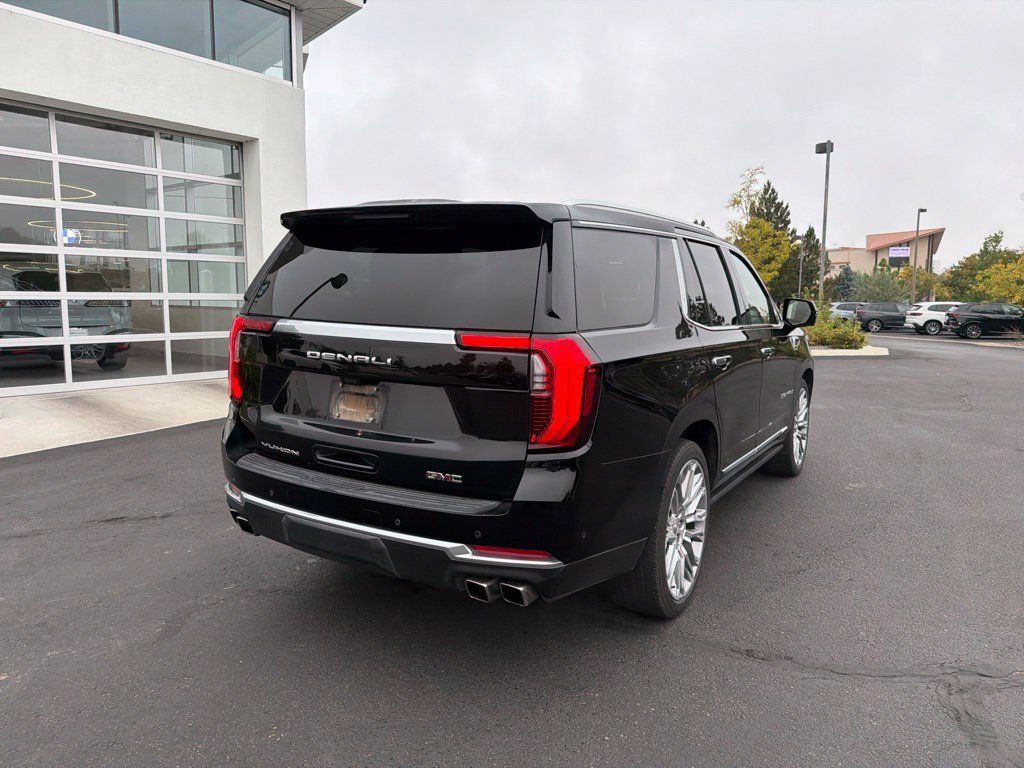 Used 2025 GMC Yukon Denali w/ Denali Reserve Package AWD/4WD image 5