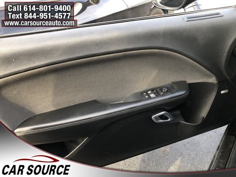 Used 2015 Dodge Challenger R/T w/ Quick Order Package 22B R/T image 15