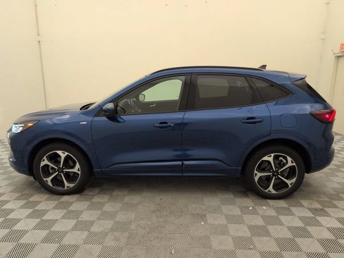 Used 2023 Ford Escape ST-Line Select w/ Tech Pack #2 AWD/4WD image 7