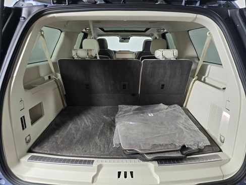 Used 2021 Lincoln Navigator L Black Label image 16