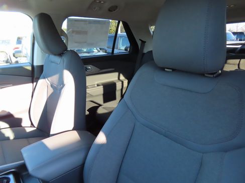 New 2026 Ford Explorer Active image 14