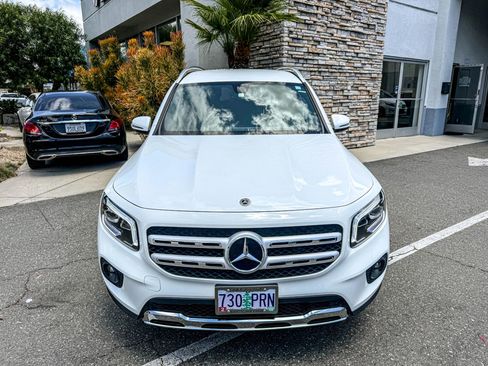 Used 2022 Mercedes-Benz GLB 250 4MATIC image 10